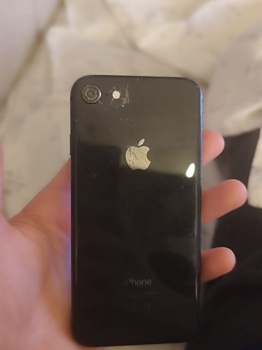 Iphone 8 64гб 100акб