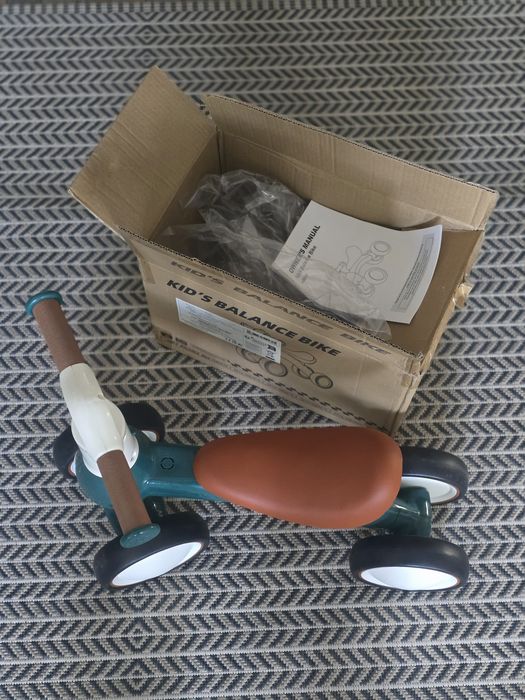 Bicicleta fara pedale silentioasa