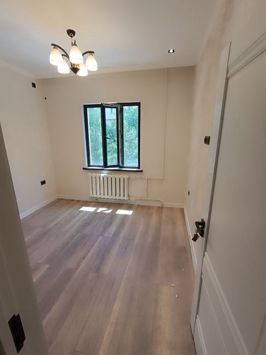 Юнусабад 19 квартал 5/3/5 удв.зал 110м² с новым ремонтом