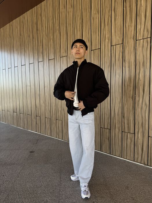 Куртка Бомбер черный весенний