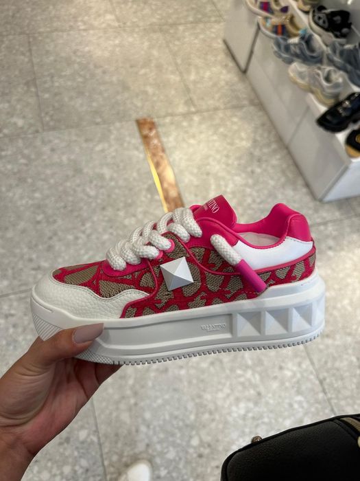 Adidași model nou