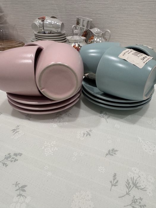 Кружки с блюдцами IKEA