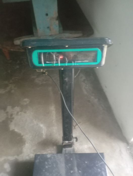 Холодильник и веса