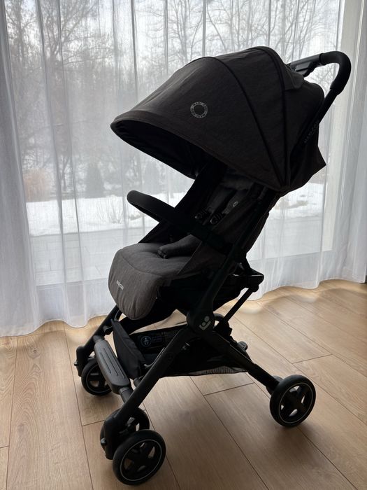 Carucior Maxi Cosi Lara 2, de la 0-22 kg ,Grey,