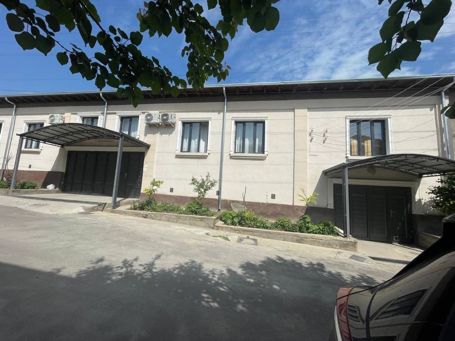 Hovli uy joy 10 sotik