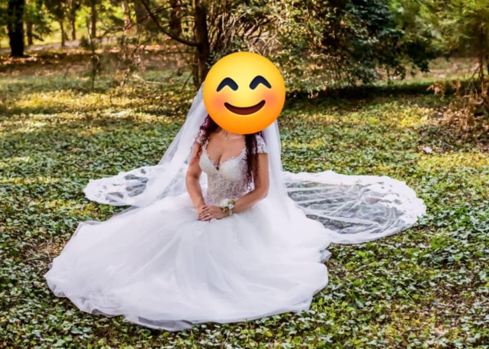 Rochie mireasa unicata + voal mireasa CADOU