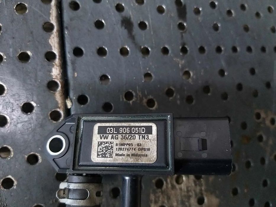 Conducta filtru particule cu senzor 2.0 tdi vw golf 7 04l131582b 03l906051d