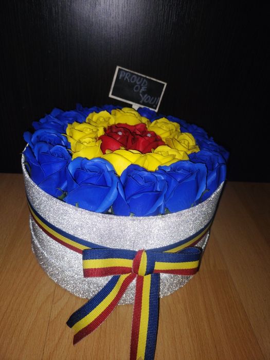 Trandafiri din sapun tricolor