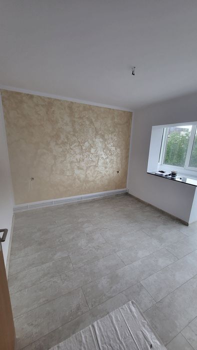 Meseriaș în finisaje interioare