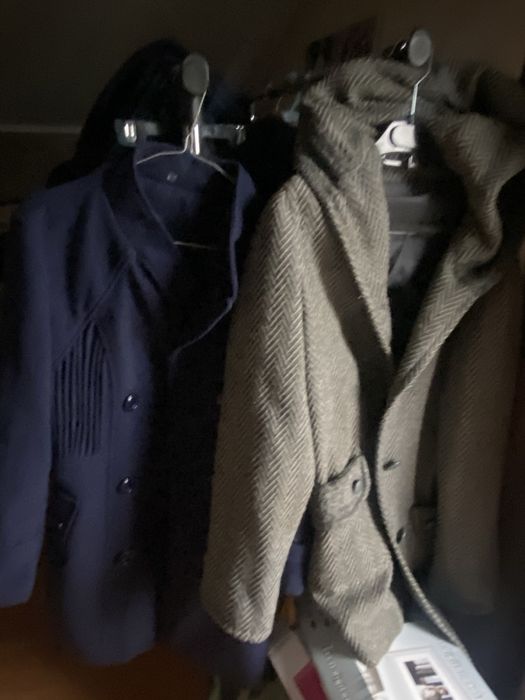 Paltoane dama din stofa si lina diferite culori si modele cu nasturi s