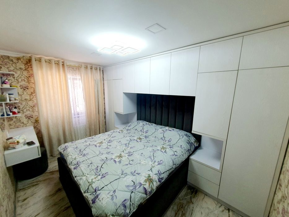 Фрунзенская массив 4х комната 120кв