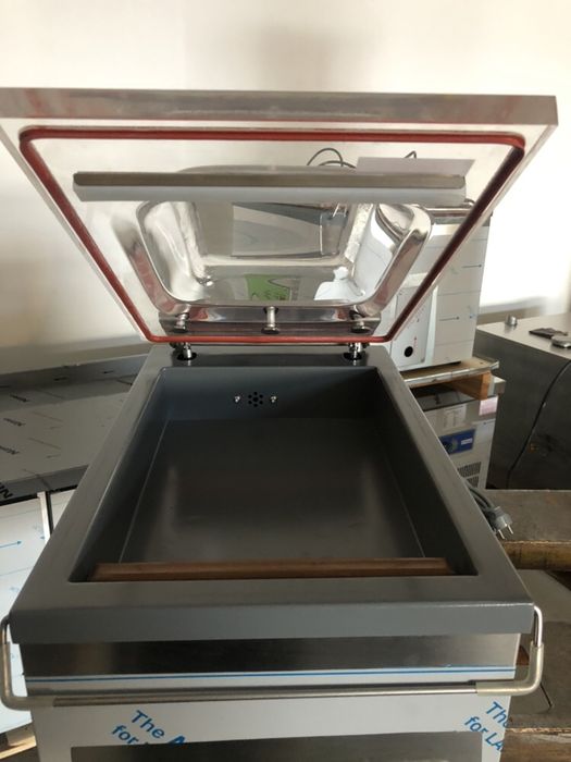 ИТАЛИЯ!Вакум машина.Чисто нова.Уникална работа! 2г. Гаранция.Немски М.