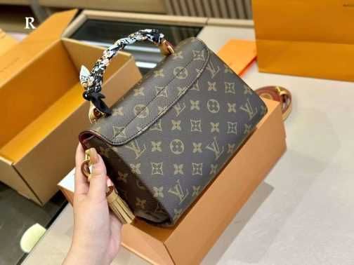 Geanta de mana dama Louis vuitton  540-11-1