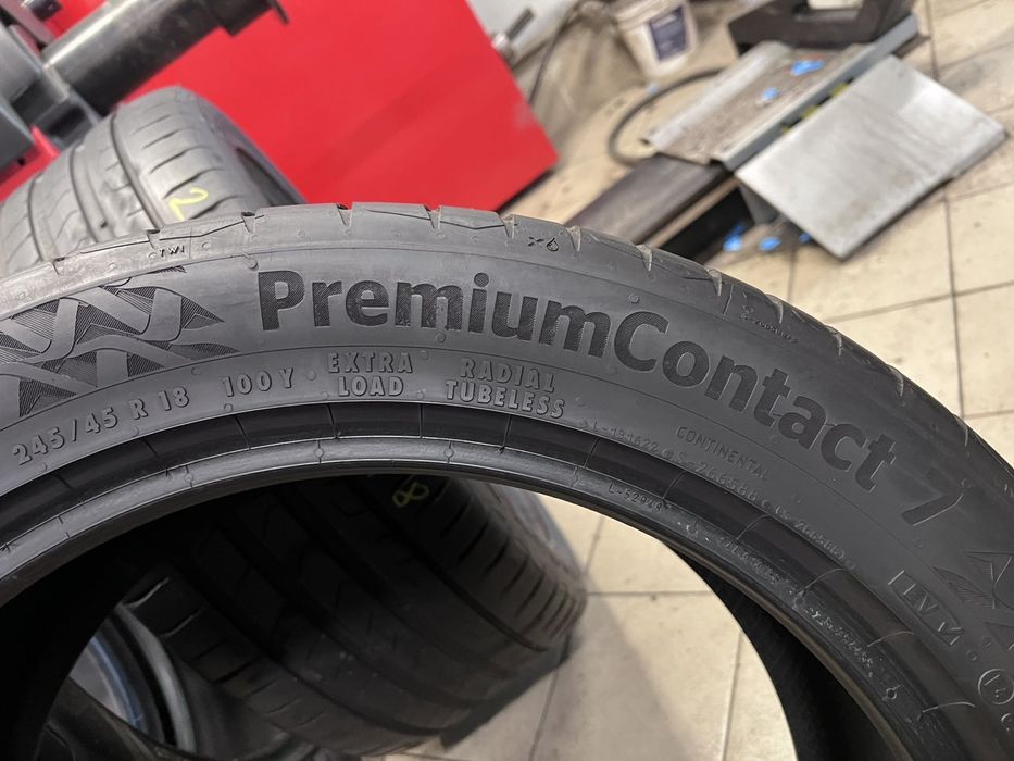 Летни гуми 245/45 R18 2бр. Good Year  и 2бр. Continental