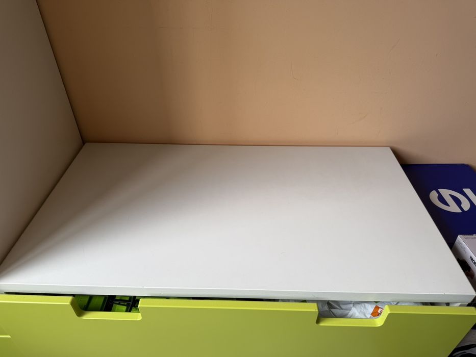Пейка с кутия/контейнер за играчки IKEA Stuva, за детска стая