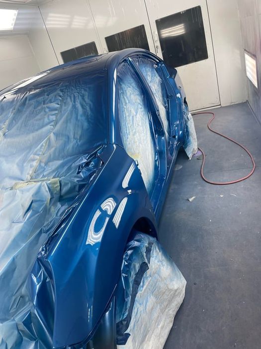 Автобояджийски услиги боядисване на автомобили