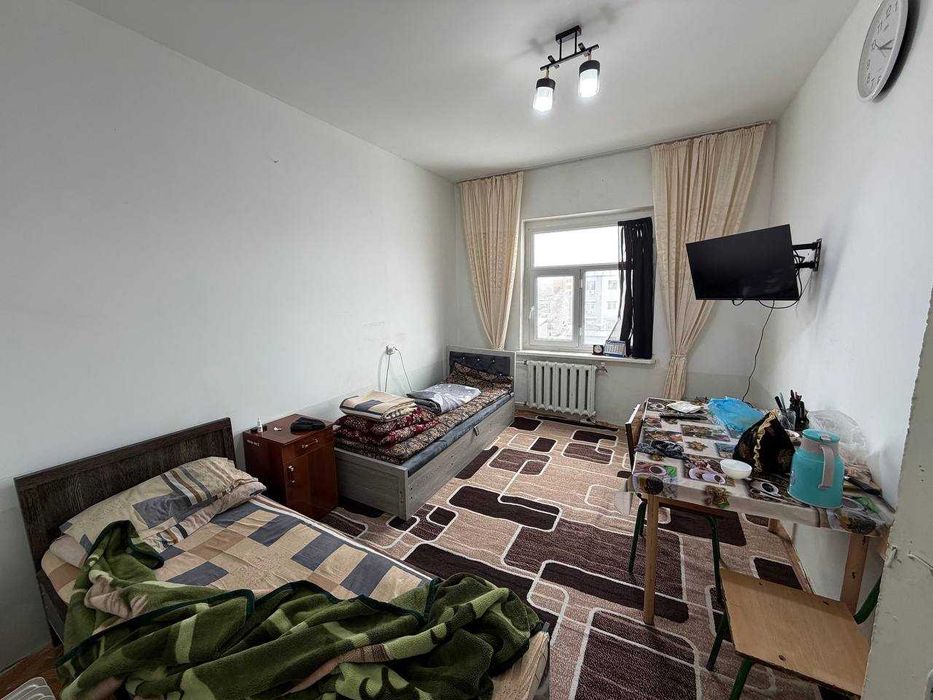 Продаётся 2х комн квартира на 4 этаже Ор-р  Шарк 1 Айша Халал