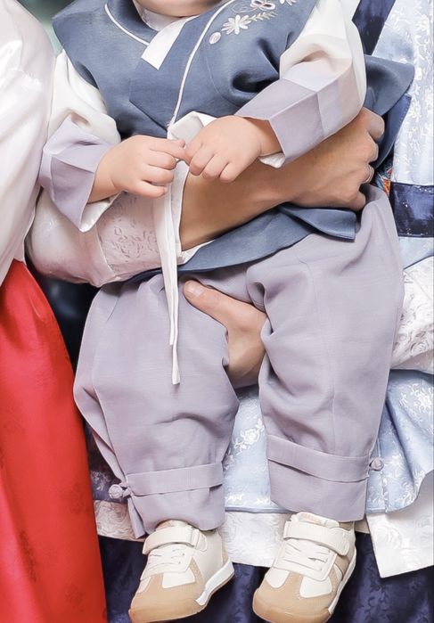 Ханбок на мальчика (корейский костюм)