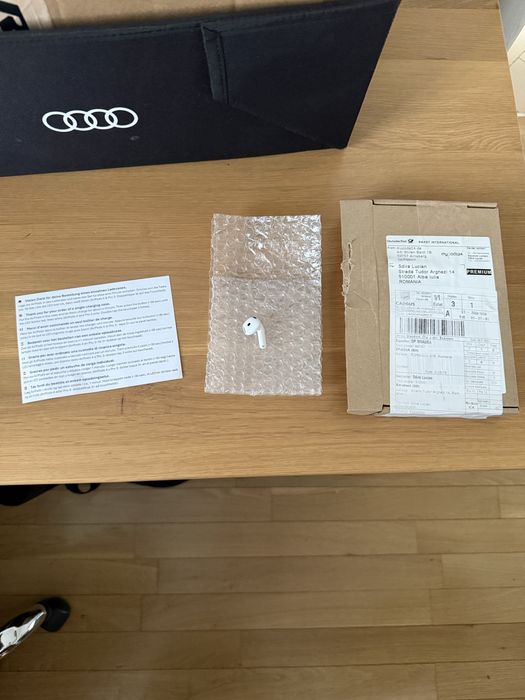 airpod 4 cu noise cancelling