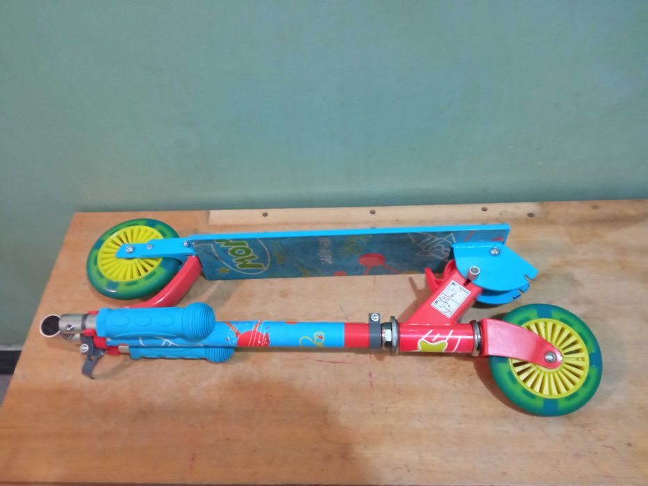 тротинетка с две колела