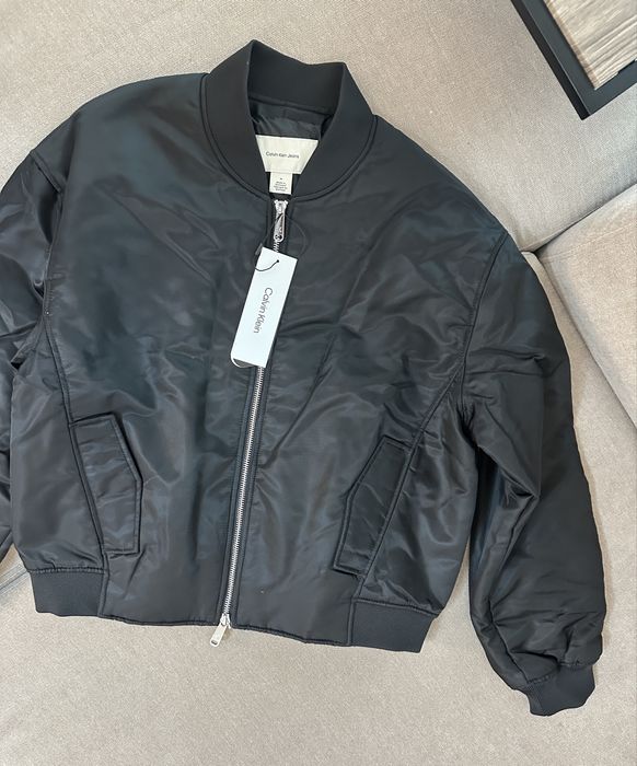 Дамско яке бомбър CALVIN KLEIN