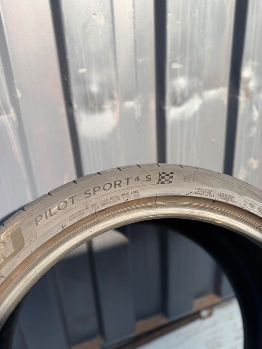 295 35 R21 Michelin Pilot Sport 4S MO1 DOT 2024