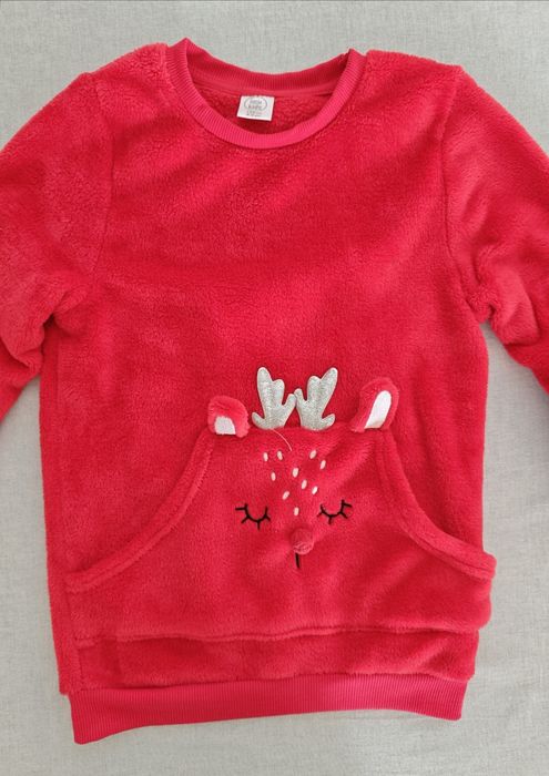 Trening Fetițe Pufos / Fleece – Roșu cu Ren – Mărime 134 cm