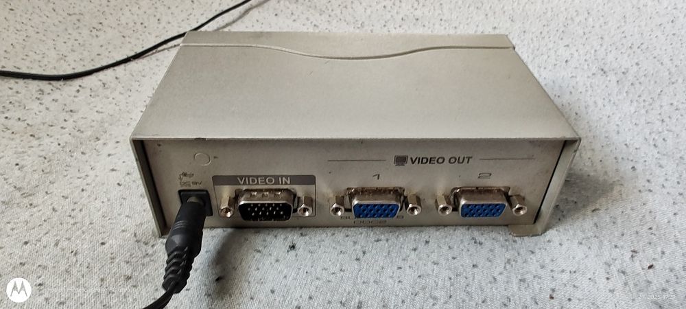 ATEN VS-92A видео сплитер