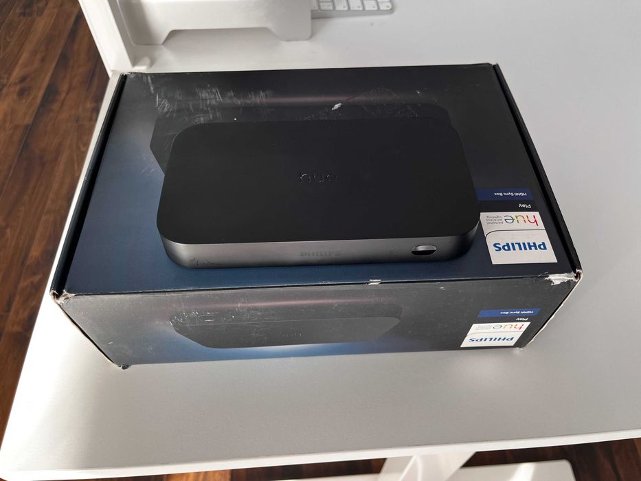 Philips Hue Play HDMI Sync Box 4K Ambilight TV