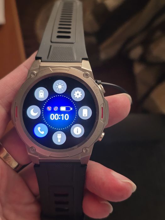 Смарт-часы. В идеальном состоянии.