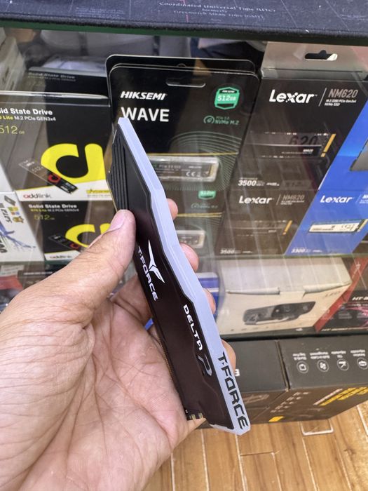 d4/8 T-firce rgb 3000Mhz