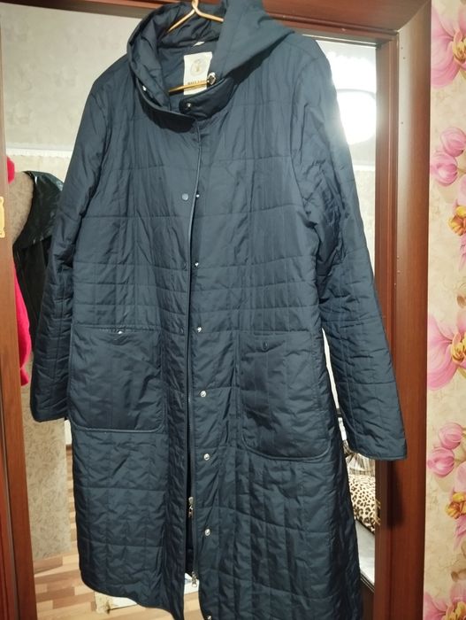 Плащ синий большого размера