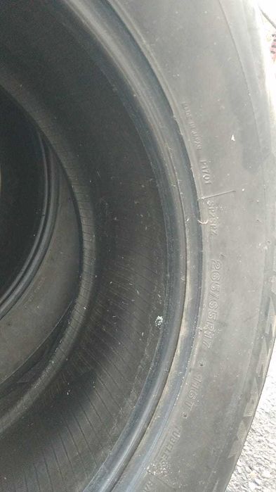 Продам зимние шины на джип