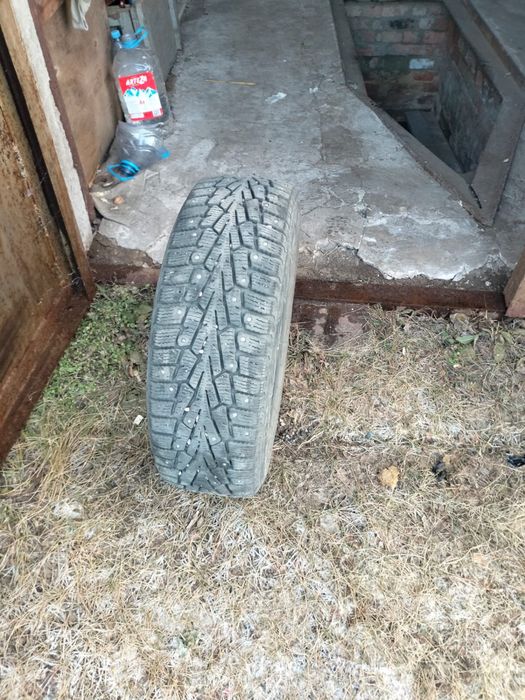 Продам зимнюю резину