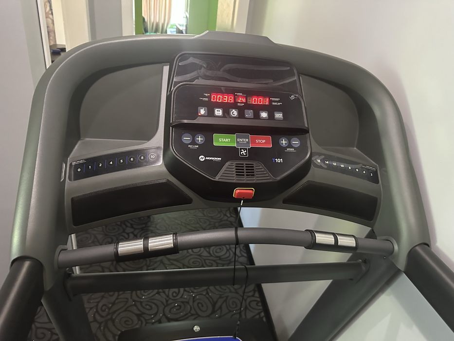 Електрическа пътека за бягане Horizon Fitness T101 black