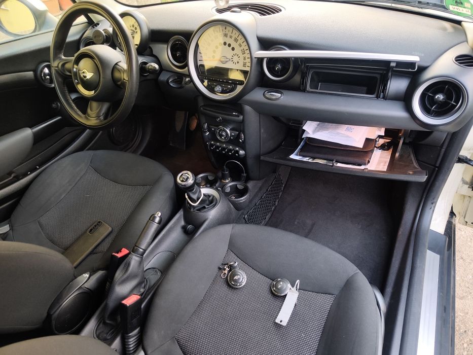 Mini Cooper One R56