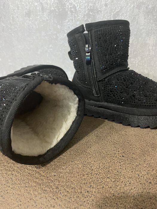 Продам обувь зимнюю