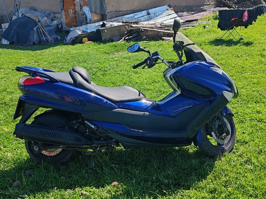 Продам ямаха маджести