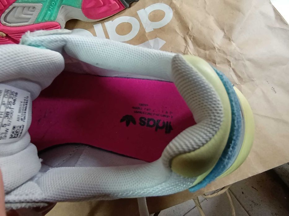 ''Adidas Originals Falcon Multi''оригинални маратонки 37.5 номер