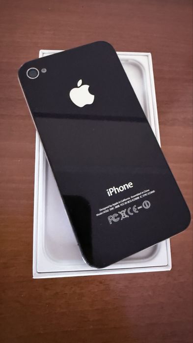 Продам iPhone 6s и 4