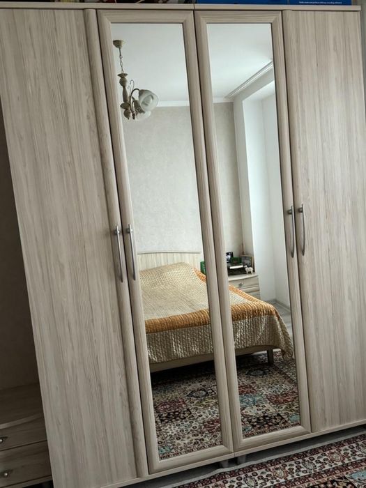 Спальный гарнитур