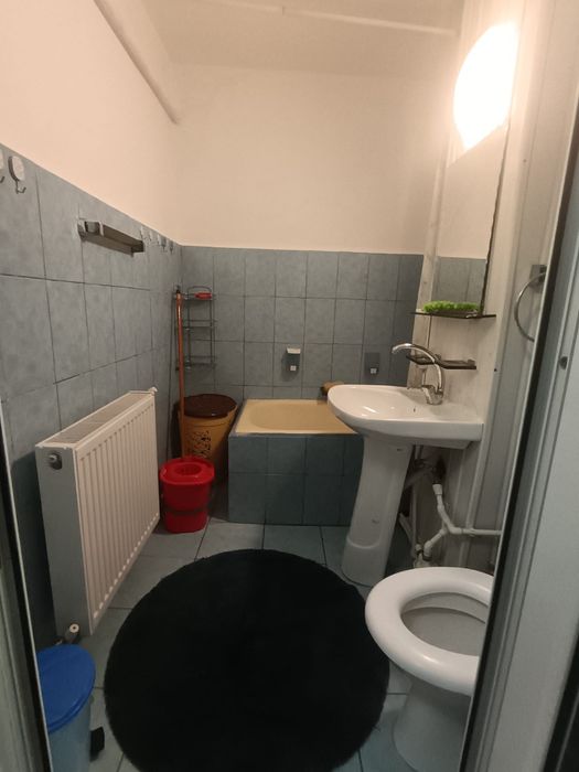 Inchiriez garsonieră in Braila lângă Catedrala – 200€/lună, Termen Lun