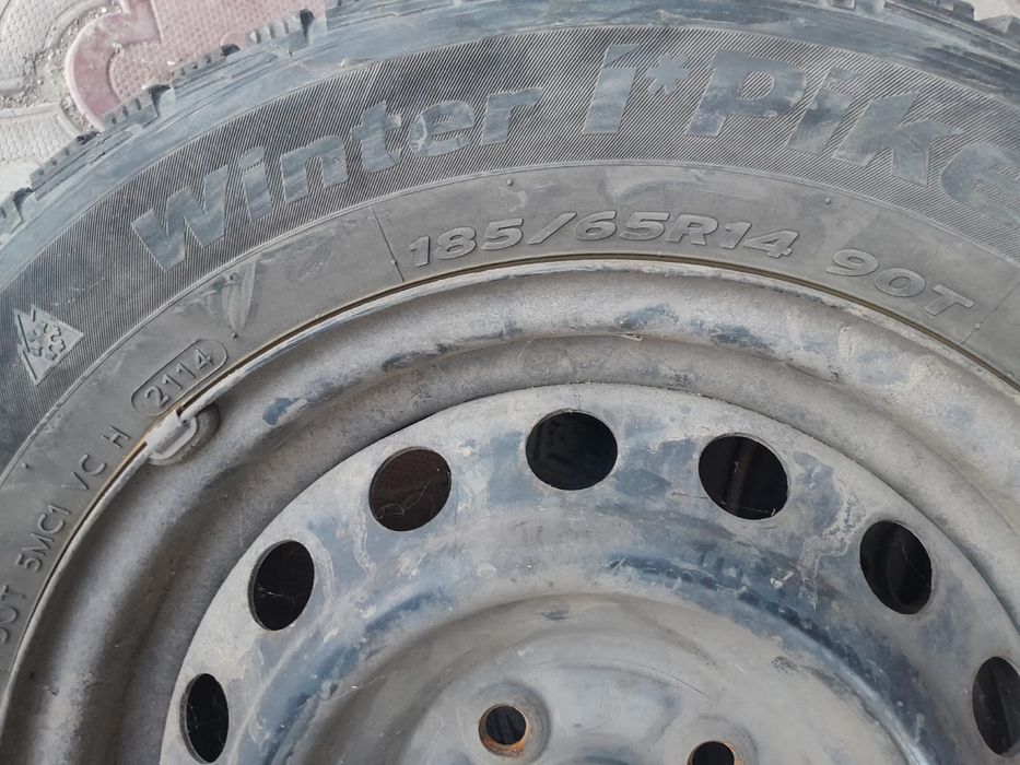Продам зимние шины