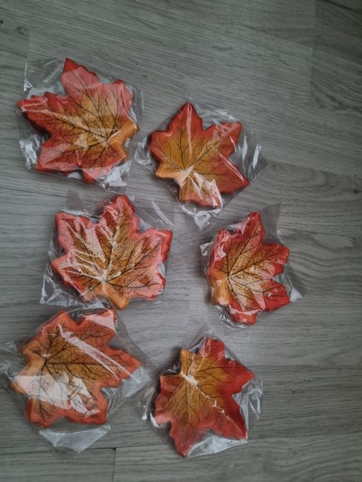 300 frunza decorative