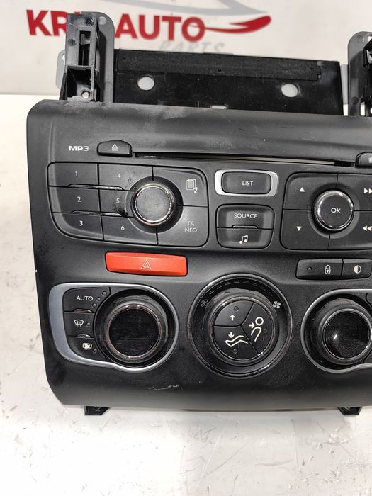 CD MP3 Player Citroen C4 / Ситроен C4 2014г