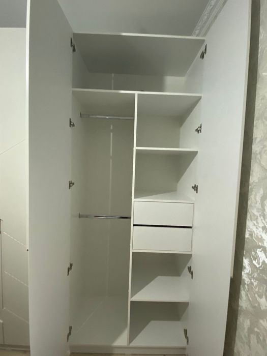 Продам шифоньер