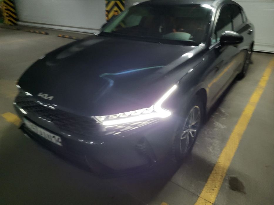 Продам Авто KIA-K5