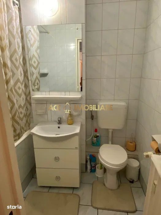 2 Camere de inchiriat | Salajan | Metrou |
