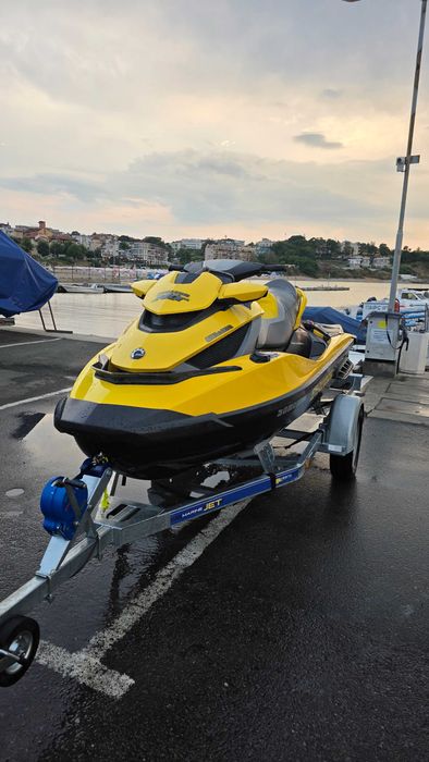 Джет Sea Doo 2009 RXT 255 IS - Триместен - 160часа