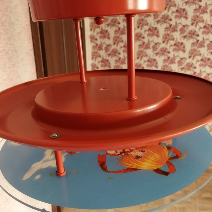 Продам интерьерную люстру